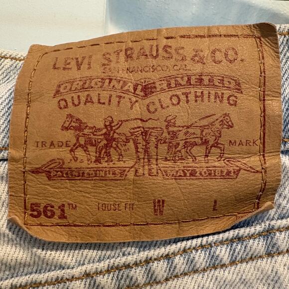 Vintage Levis 561 Shorts Womens 12 Light Wash Denim High Rise Loose Fit USA 90s - Picture 7 of 14
